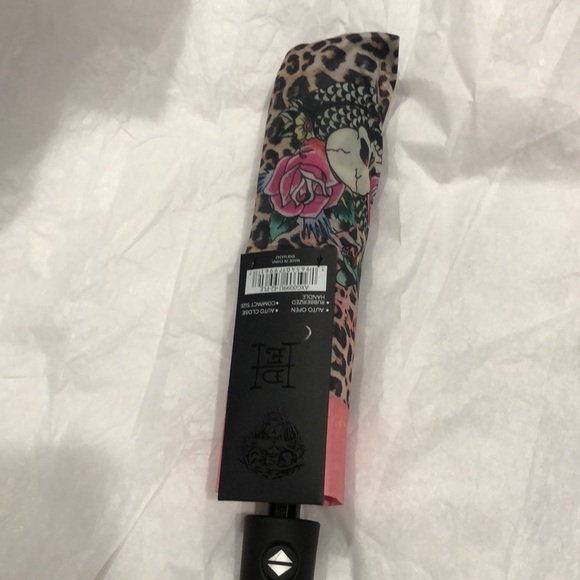 Ed Hardy animal leopard print compact auto open umbrella new - Picture 9 of 10